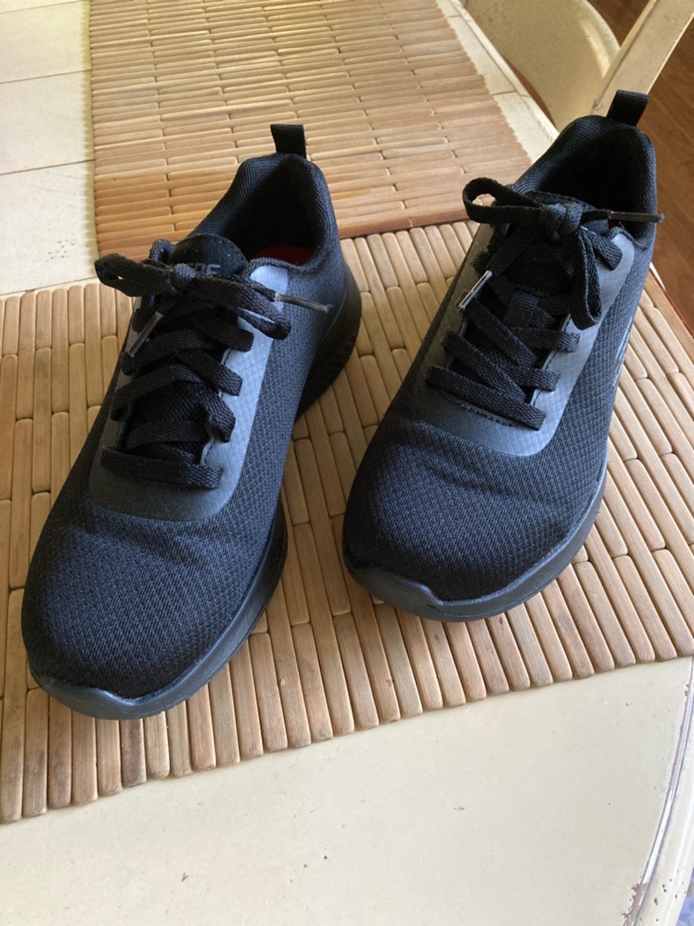 Skechers Black Mesh Lace-Up Athletic Work Sneakers 7.5 W